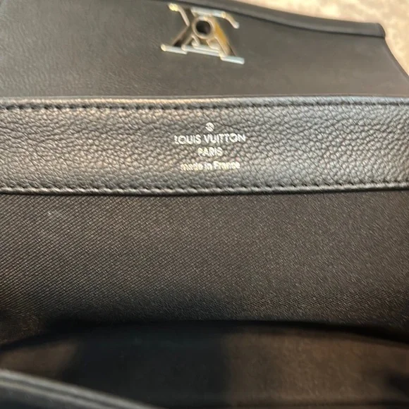 SOLD Louis Vuitton Lockme II shoulder/crossbody bag - Picture 7 of 10